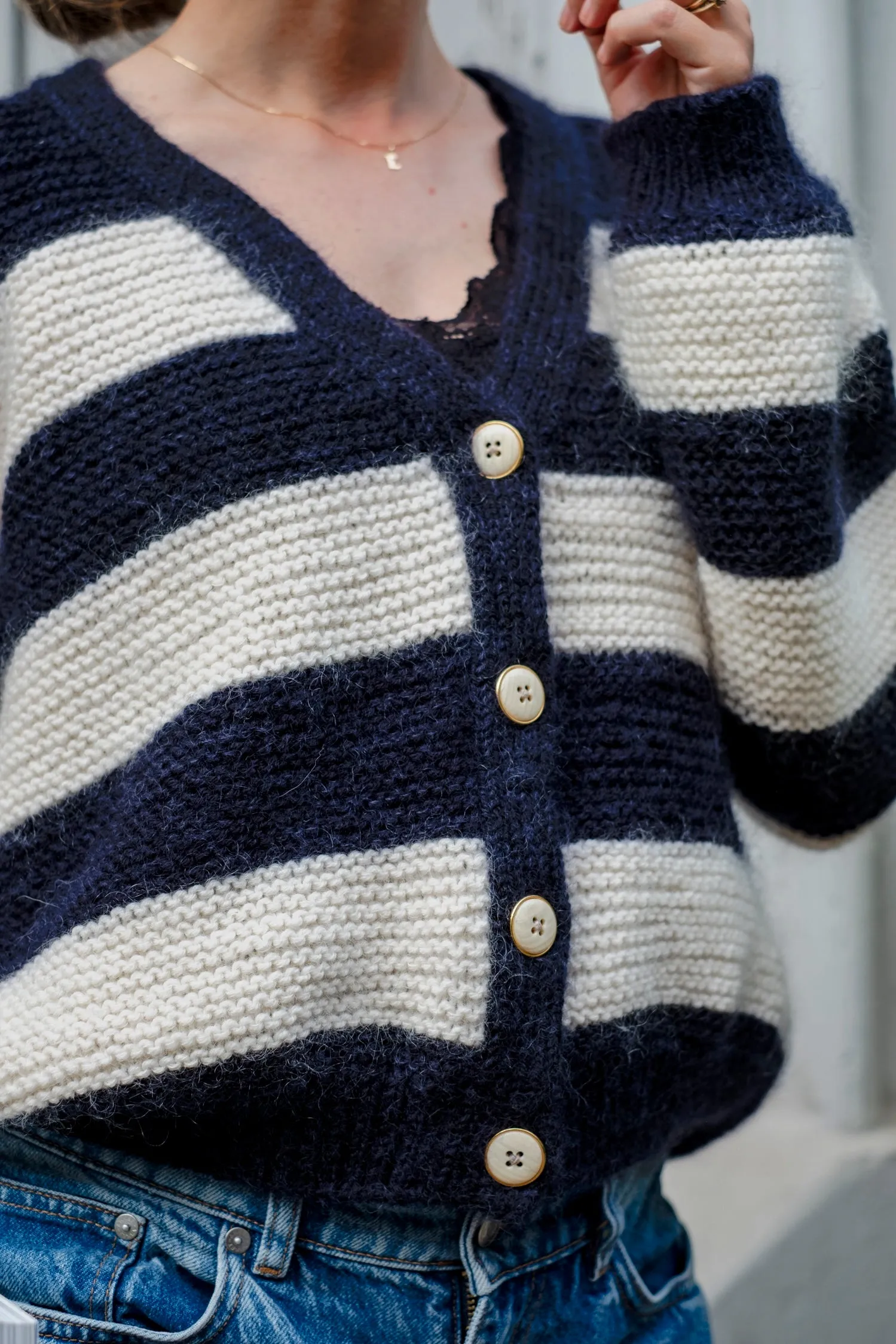 Effortless Knitting Patterns by Kutova Kika: Laine Knits to Wear - English Edition