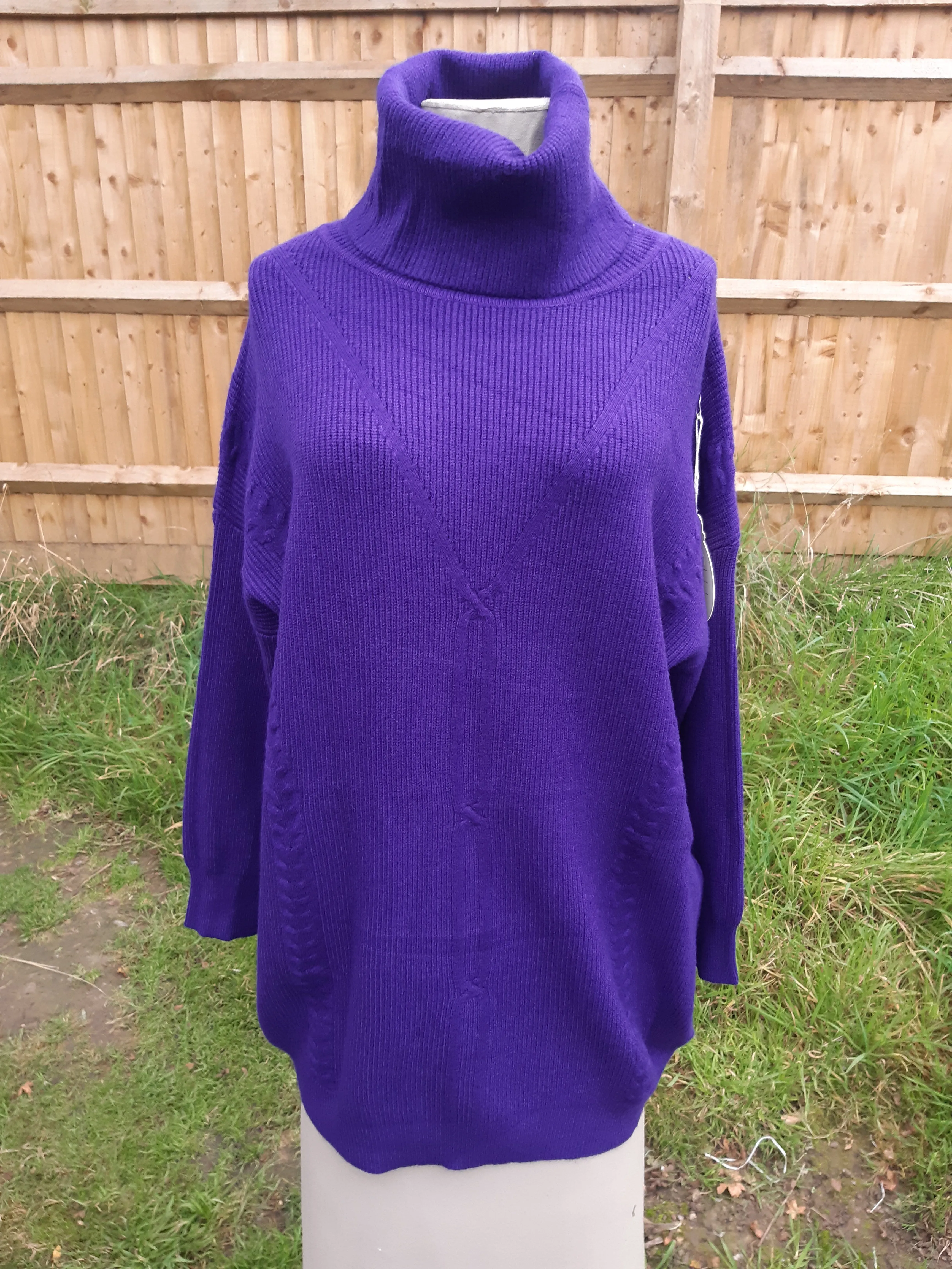 RUBY - ITALIAN ROLL NECK JUMPER SA9216